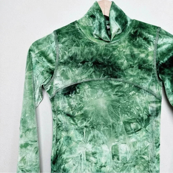Aritzia Wilfred Free Womens Small Long Sleeve Burnt Velvet Green Tie Dye - Picture 6 of 13